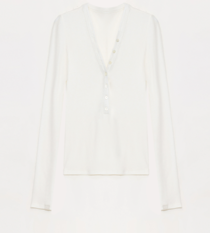 Fitted T-shirt in wool and Tencel – Henry &amp; V-necks | Natural elegance and lasting comfort