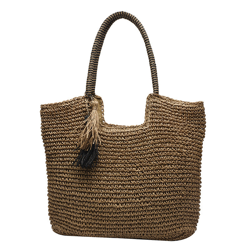 Casual straw tote bag
