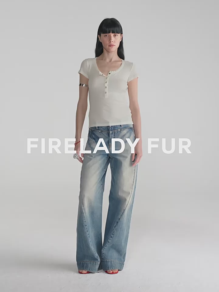 Fitted T-shirt in wool and Tencel – Henry &amp; V-necks | Natural elegance and lasting comfort