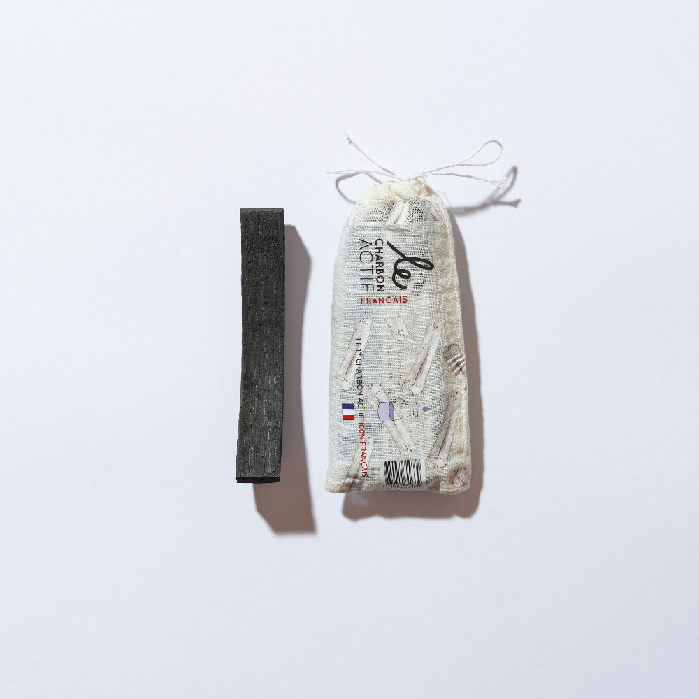 French glass and activated charcoal water filter jug ​​– 1 L