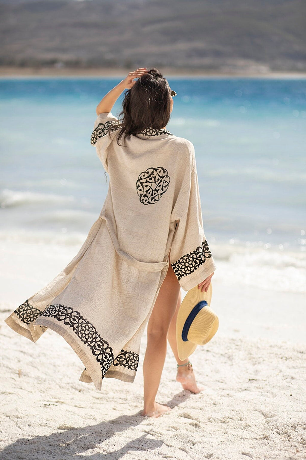 Kimono in linen and natural cotton
